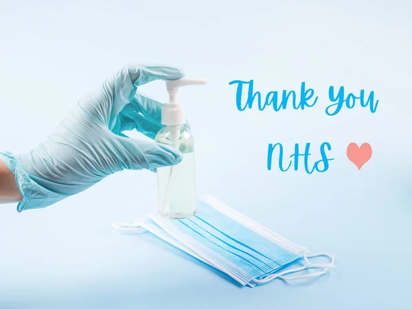 Mavi 'deki NHS çalışanları için teşekkürler.