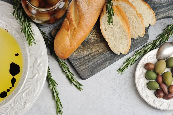 Ekmek Akdeniz Mutfağı Olan Zeytinler Zeytinyağlı Üst Manzara — Stok fotoğraf