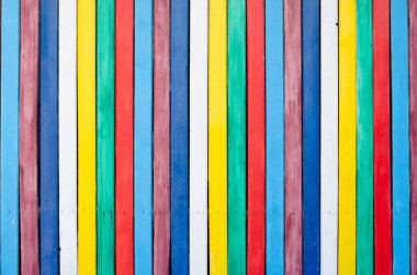 Arka plan olarak renkli ahşap plakalar Placard . Çok renkli duvar tam kare çekim .