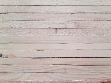 Çiğ çam ağaçlarının arka planı .