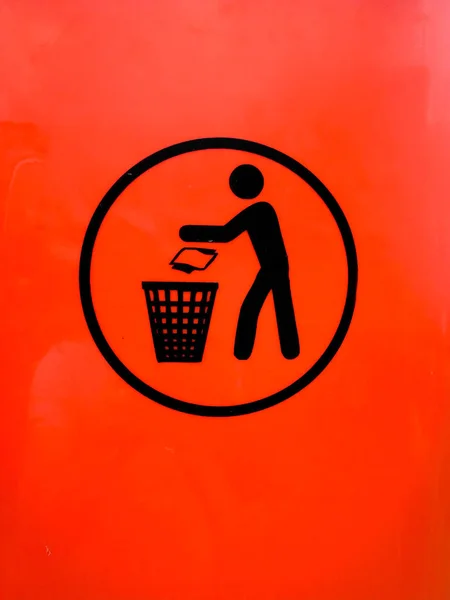 Tira el desorden al letrero de la basura —  Fotos de Stock