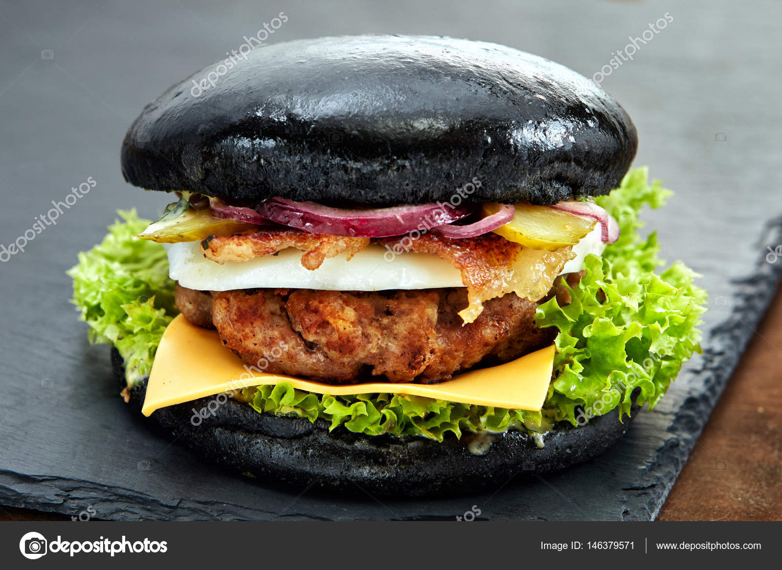 Ev Yapımı Cheeseburger – Gurme Burger Ev Yapımı Cheeseburger – Gurme Burger