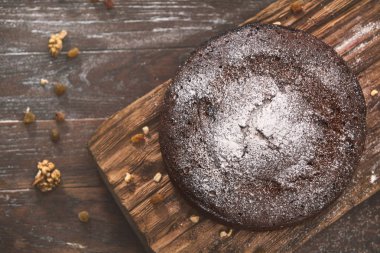 Tablo, lezzetli çikolatalı kek yakın çekim