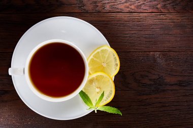 çay üzerinde ahşap arka plan Üstten Görünüm.