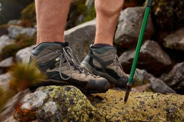 Trekking botları adam izini hiking