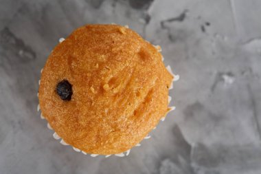 Lezzetli kek hafif dokulu arka plan, yakın çekim, sığ alan, seçici odak derinliği desen düzenlenmiş.