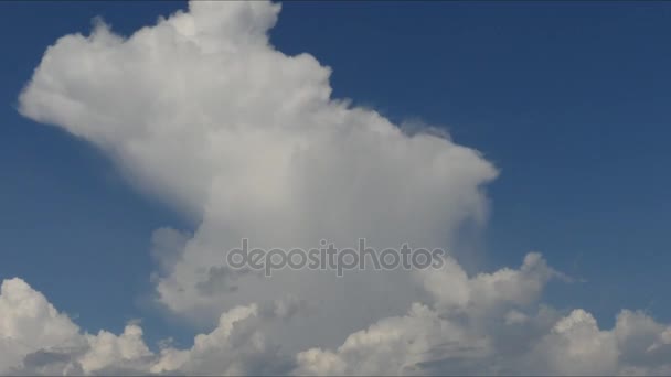 Ciel bleu nuages timelapse — Video