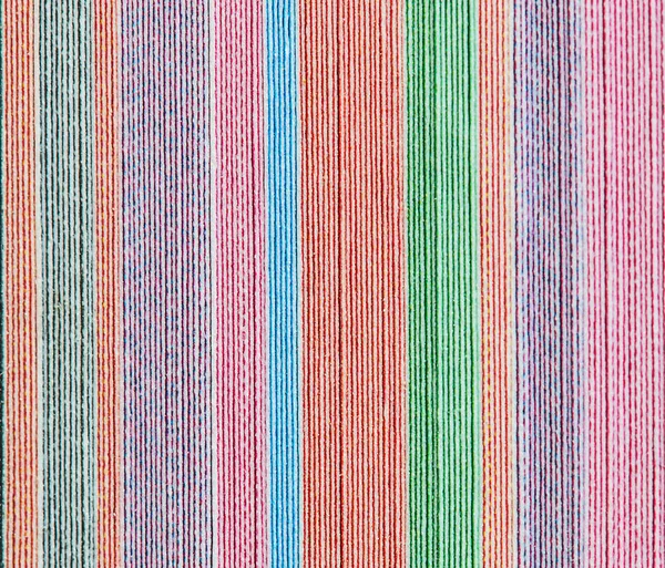 Fondo colorido con suave descolorido arco iris de color vertical str — Foto de Stock