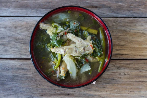 Curry Chicken Thai Curry with wooden background — Stock Photo, Image