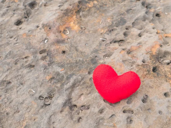 Червоне Серце Фоні Каменю — стокове фото