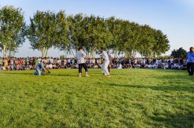 Istanbul'da Orta Asya Türkmen güreş