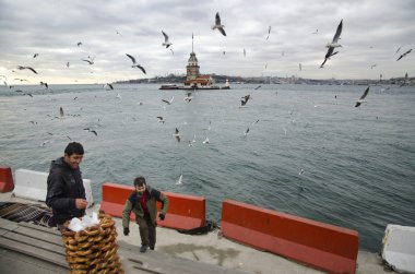 Maidens Tower Istanbul, simit satıcısı '