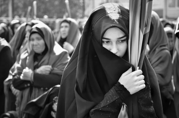 Ashura markerar Istanbul muslimska kvinnor gemenskapen. — Stockfoto