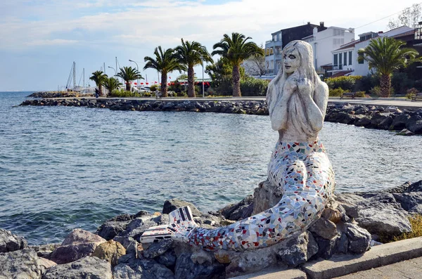 Estatua de sirena en la isla de Buyukada — Foto de Stock