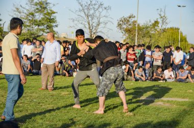Orta Asya Türkmen çayır güreş Istanbul'da yapıldı
