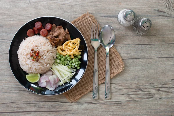 Nasi Dicampur Dengan Pasta Udang Makanan Tradisional Thailand — Stok Foto