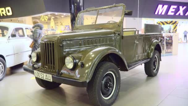 Coches retro soviéticos. GAZ 69 — Vídeos de Stock