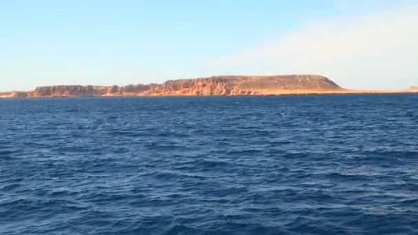 Övergivna kullar på stranden av den Sinai halvö Egypten — Stockvideo