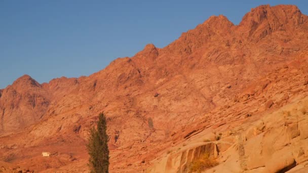 Inclinação de montanhas do deserto — Vídeo de Stock