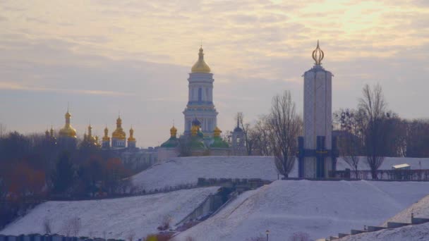 Monumento al Museo Nacional a las víctimas del Holodomor — Vídeos de Stock