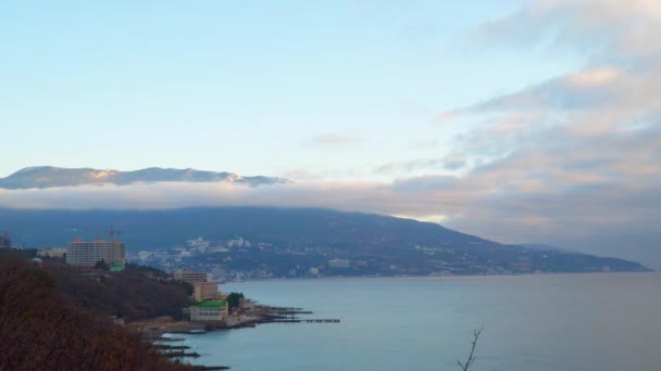 Море затоки рано вранці — стокове відео