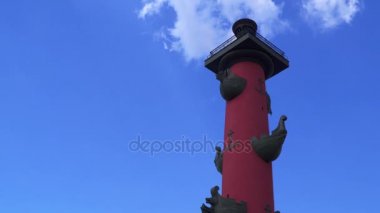 Rostral sütun bir Saint-Petersburg sembolleri
