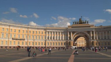 Arch Palace Meydanı, St. Petersburg'Genelkurmay
