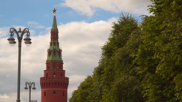 Vodovzvodnaya Torre Sviblova do Kremlin de Moscou — Vídeo de Stock