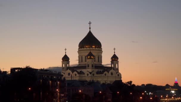 Église du Christ le sauveur dans la soirée — Video