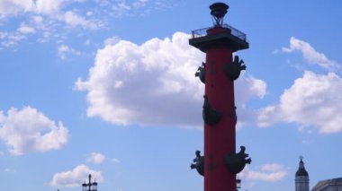 saint Petersburg rostral sütunlar