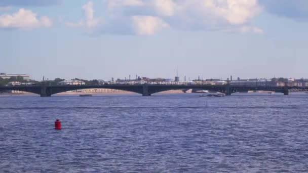 Троицкий мост в Петербурге — стоковое видео