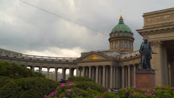 Denkmal für barclay de tolly in st. petersburg — Stockvideo