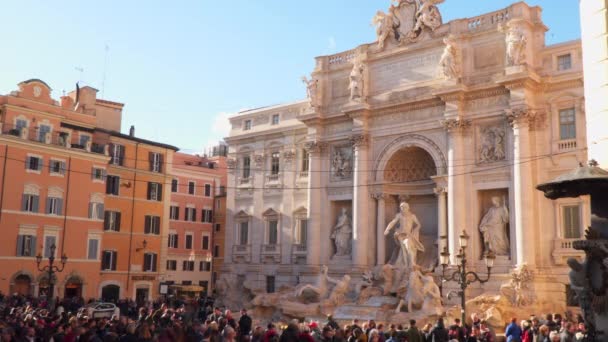 Roma Marzo 2018 Tanti Turisti Vicino Alla Fontana Trevi Più — Video Stock