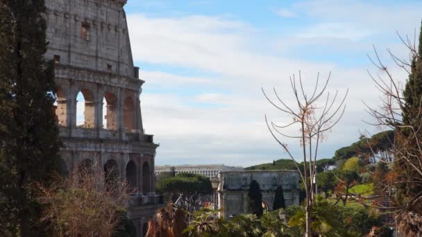 Romerska Colosseum Bakgrund Blå Himmel Med Moln — Stockvideo