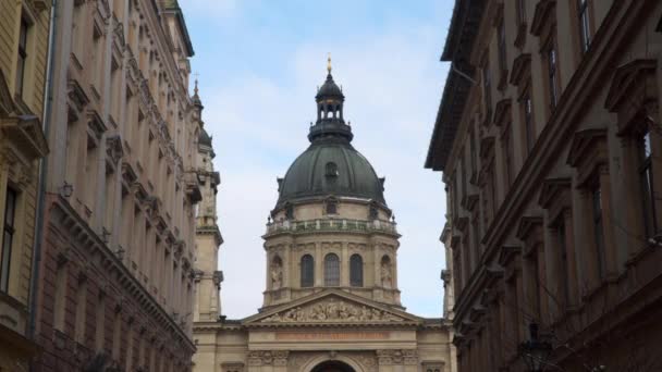 圣史蒂芬大教堂 布达佩斯天主教大教堂 匈牙利首都最大的寺庙 — 图库视频影像