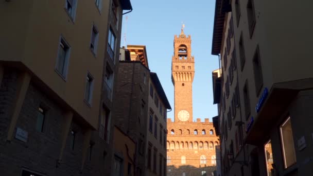 Toren Van Arnolfo Een Heldere Bezienswaardigheid Van Florence Die Uitgegroeid — Stockvideo