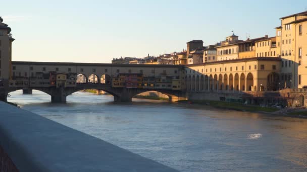 Ponte Vecchio Veya Eski Köprü Floransa Sonsuz Bir Sembolü Akşam — Stok video