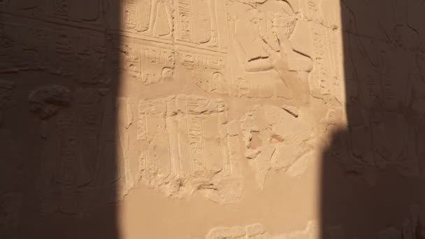 Τοιχογραφίες Στο Ναό Karnak Στο Λούξορ Αίγυπτος — Αρχείο Βίντεο