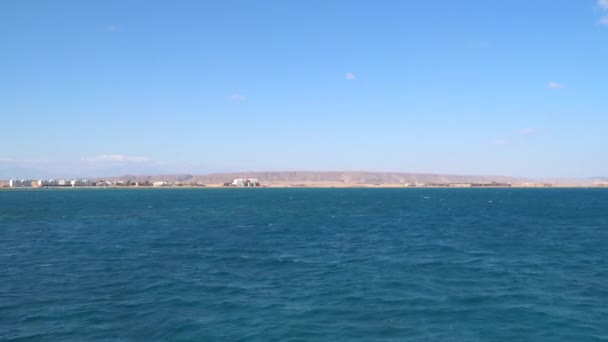 Beautiful Coastline Red Sea Egypt View Floating Ship — Stockvideo