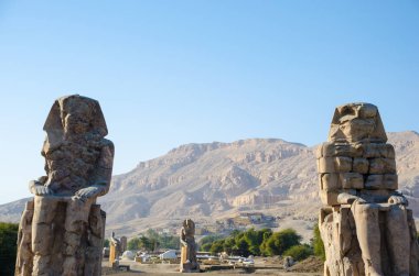 Memnon 'un Heykeli