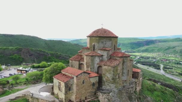 Jvari Georgian Monastery Temple Located Top Mountain Confluence Kura Aragvi — Stock Video