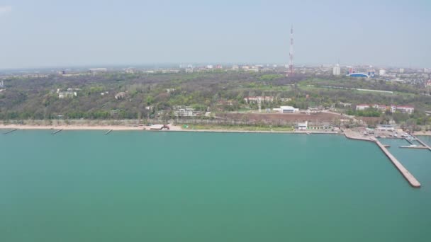 Letecký Pohled Pobřeží Můžete Vidět Budovy Televizní Věž Mariupol Ukraine — Stock video