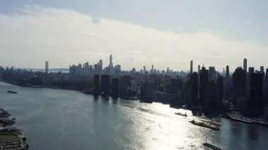 Günbatımında New York 'un anamorfik hava görüntüleri