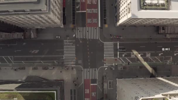 Εναέρια Πλάνα Από Σχεδόν Άδειους Δρόμους Της Νέας Υόρκης Κατά — Αρχείο Βίντεο