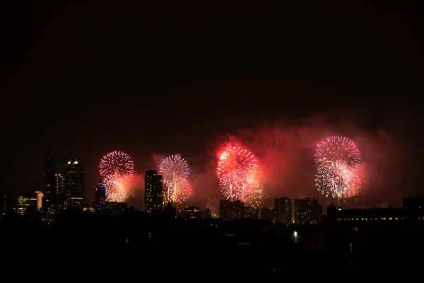 Fuegos Artificiales Sobre Horizonte Manhattan Durante Celebración Del Julio Imagen De Stock