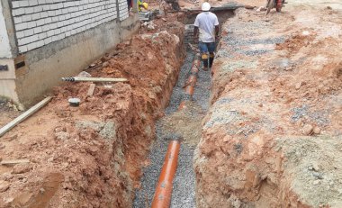 Yeraltı yarar siperleri.