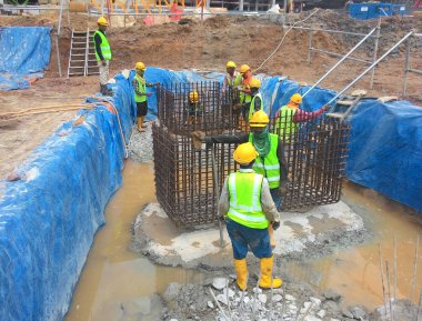 Yığını kap formu iş ile takviye barda