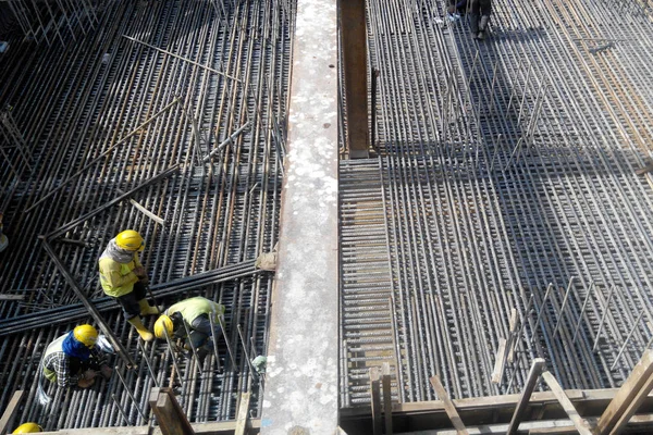 Yığını kap formu iş ile takviye barda