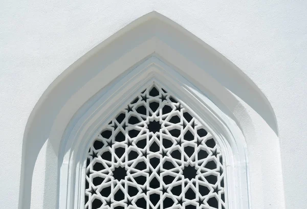 Architektonické detaily a dekorace v mešitě Al Hussain — Stock fotografie