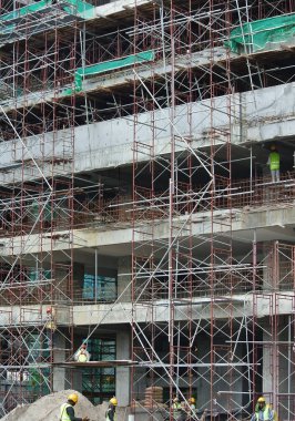 İskele platformu, formu iş ve inşaat sahasında yapısını desteklemek için geçici yapı kullanılan